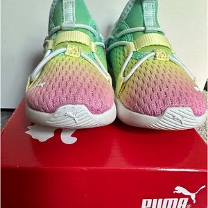 Like new puma rift slip on rainbow toddler girl sneakers size 8